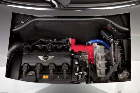 Torque-Split Hybrid von GETRAG und BOSCH