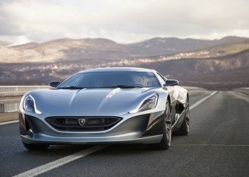 Rimac Concept One front side view