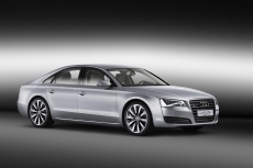 Audi A8 Hybrid 2010 Parallel-Hybrid