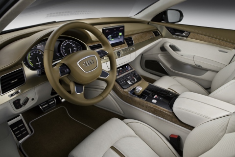 Innenraum des Audi A8 Hybrid 2010