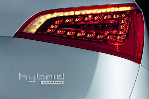 Audi Q5 Hybrid Quattro 2010