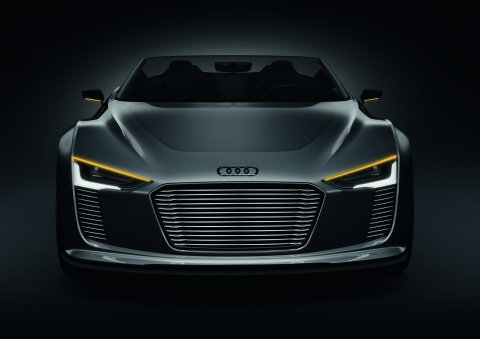 Front des Audi e-tron spyder 2010