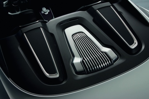 Motor des Audi e-tron spyder 2010