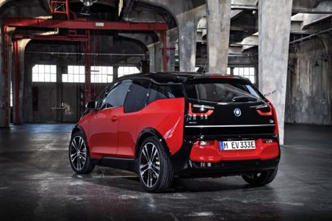 Elektrofahrzeug BMW i3s 2017