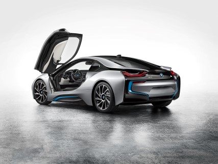 i8