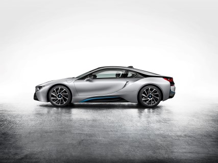 i8