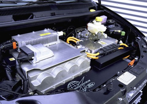 Motorraum des Ford e-Ka 2000