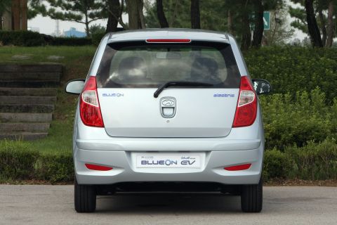 Elektrofahrzeug Hyundai i10 BluOn 2011
