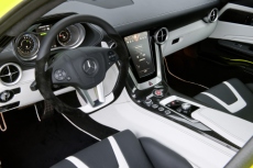 Innenraum des Mercedes SLS AMG E-CELL 2010