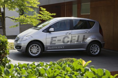 Elektro-Fahrzeug Mercedes-A-Klasse E-CELL 2010