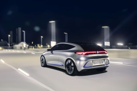 Elektro-Fahrzeug Mercedes-Benz Concept EQA 2017