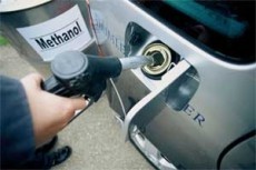Wasserstoff-Tankstutzen des NECAR5 von Mercedes