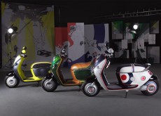 Drei Varianten des Elektroroller Mini Scooter E Concept 2010
