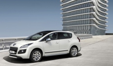 Hybridfahrzeug Peugeot 3008 HYbrid4 2010