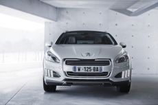 Hybridfahrzeug Peugeot 508 RXH 2012