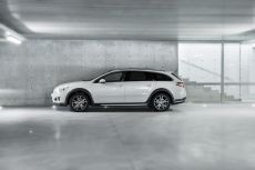 Hybridfahrzeug Peugeot 508 RXH 2012