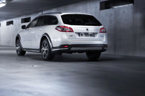 Hybridfahrzeuge Peugeot 508 RXH 2012