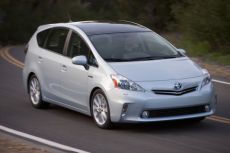 Toyota Prius V 2011